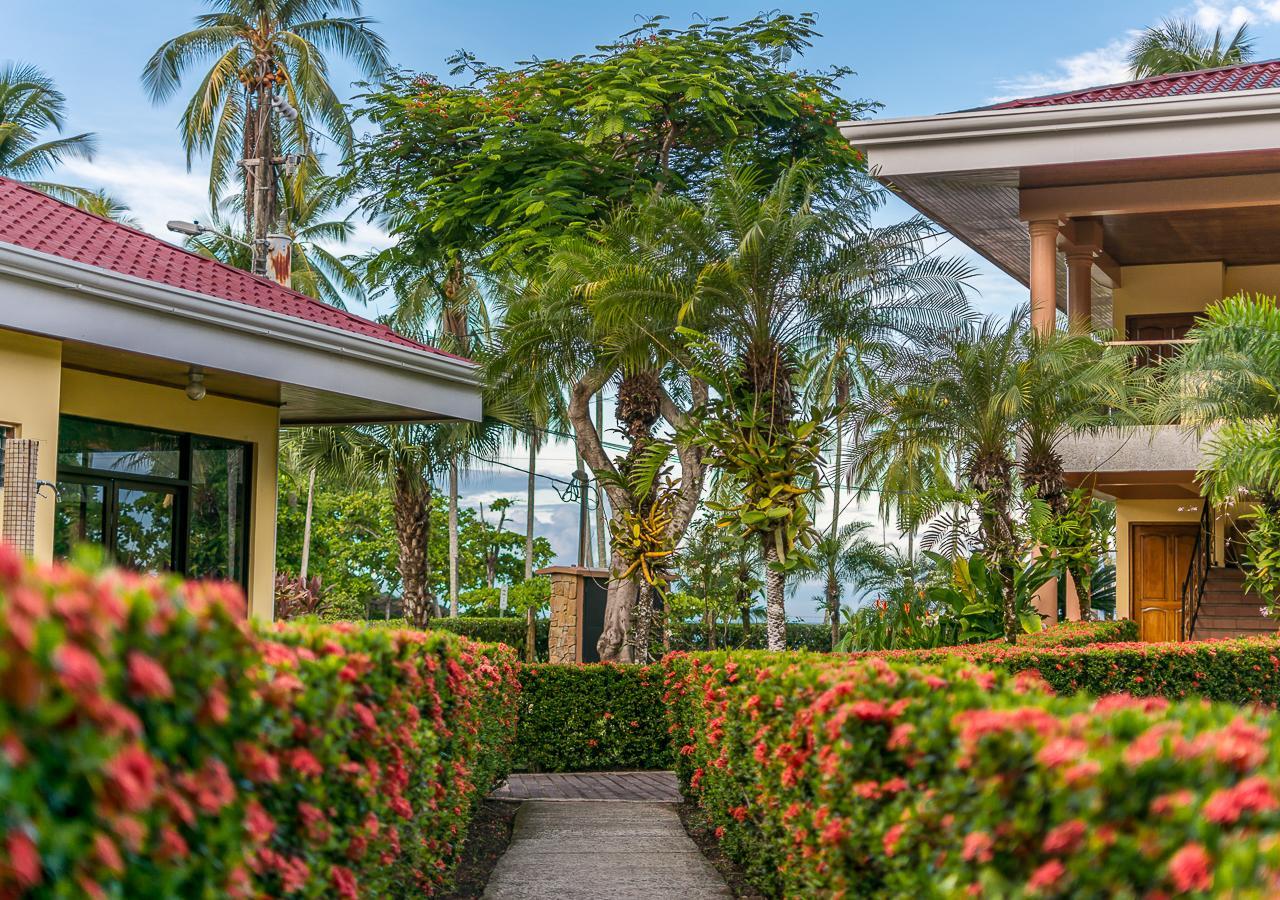 Hotel Manuel Antonio Exteriör bild