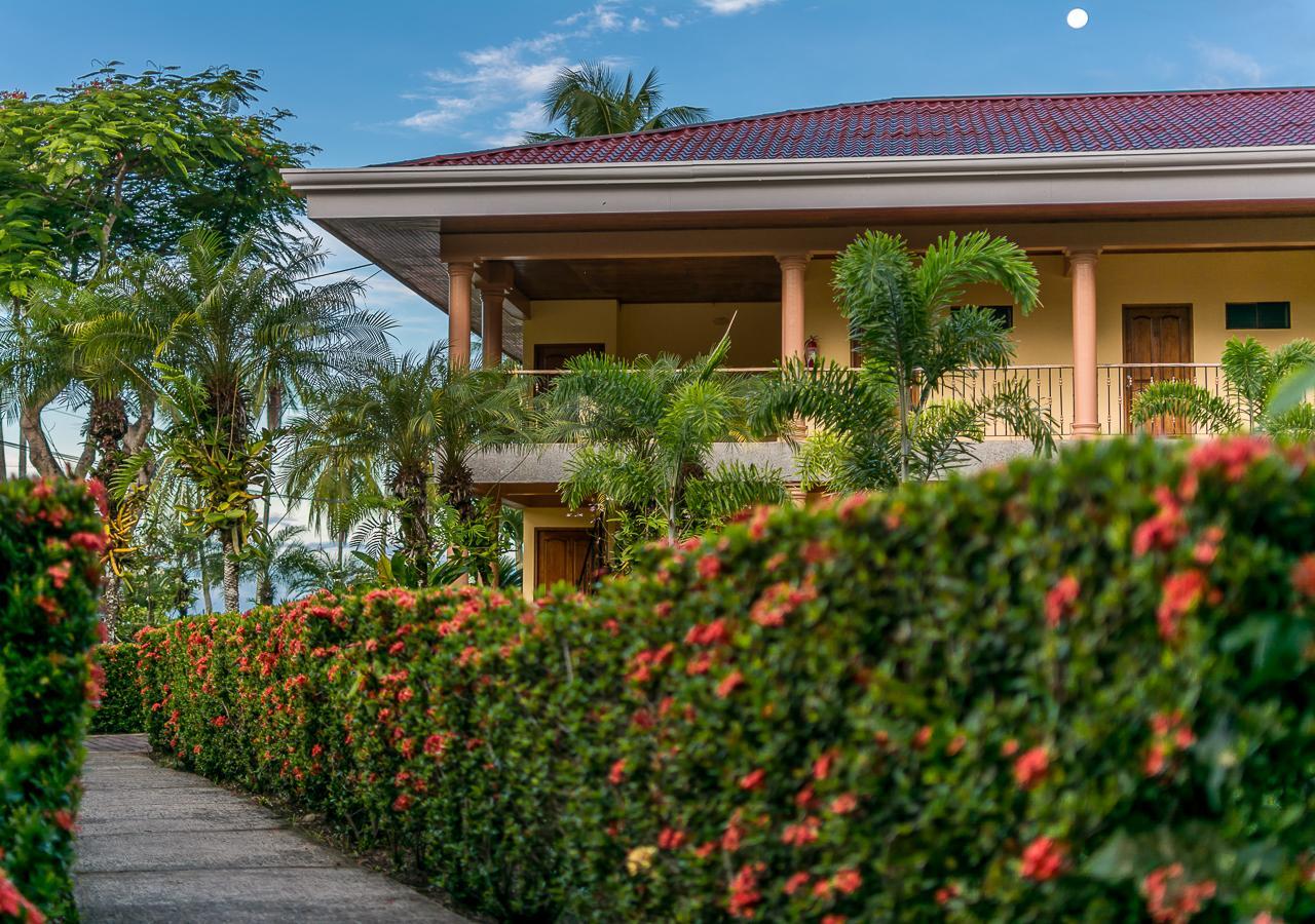 Hotel Manuel Antonio Exteriör bild