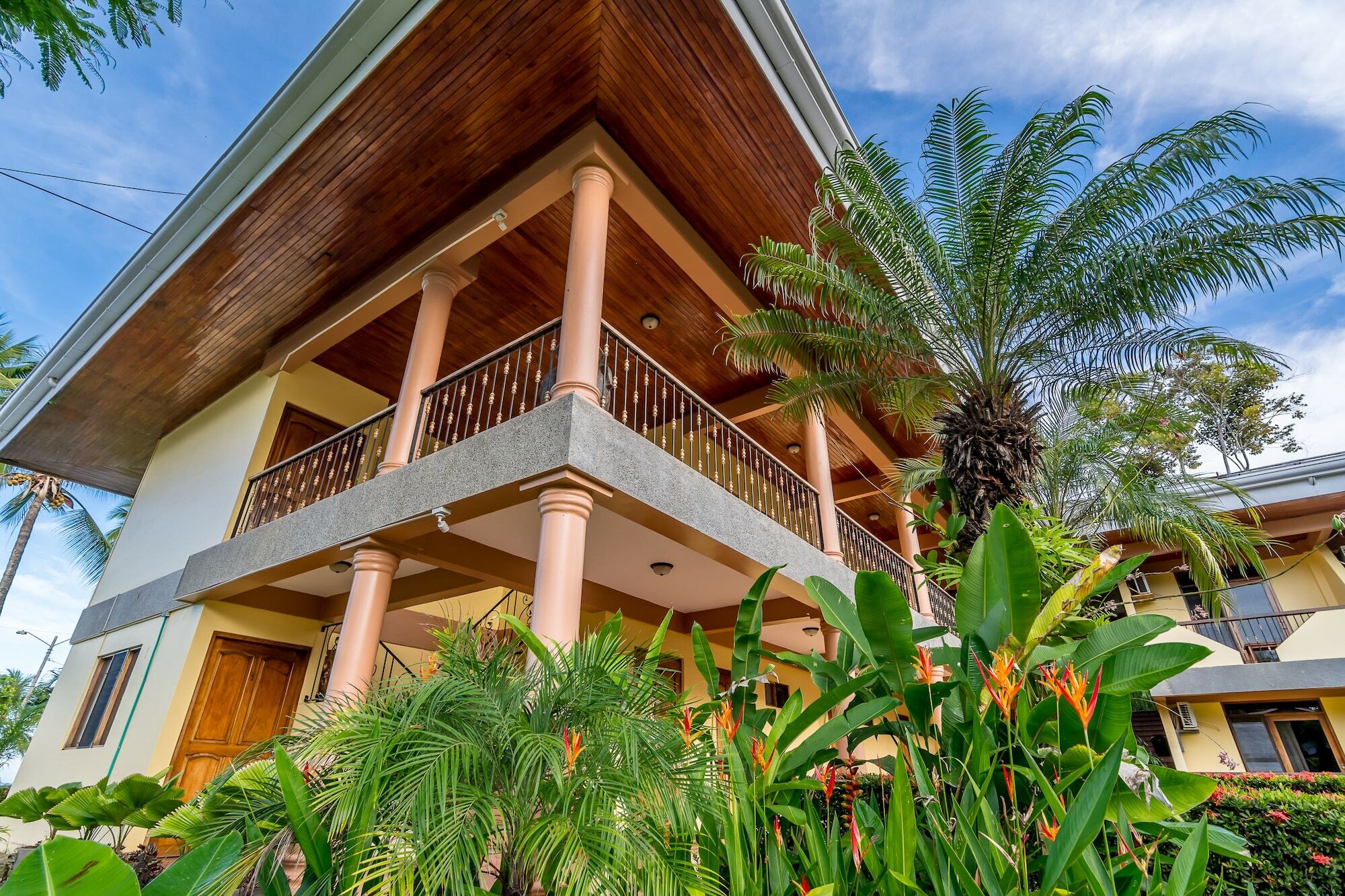 Hotel Manuel Antonio Exteriör bild